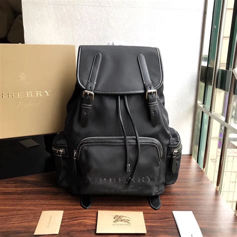 burberry 後背包